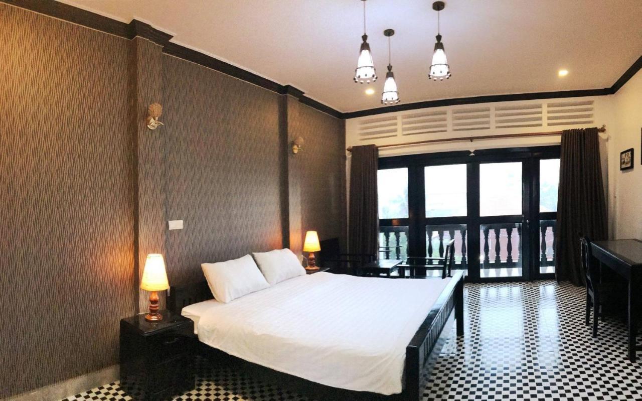 Sok San Villa Battambang Exteriör bild